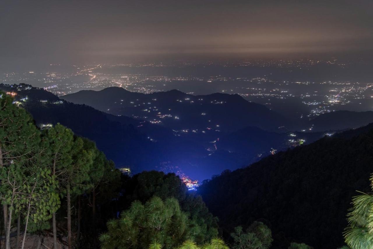 Urban Wave 2Bed Rooms By The North Edge Kasauli Kültér fotó